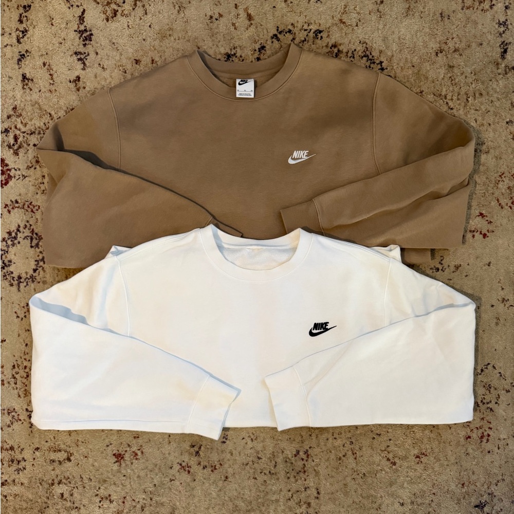Nike Men's Tan and White Nike Crewneck Sweatshirt Bundle Size XL
